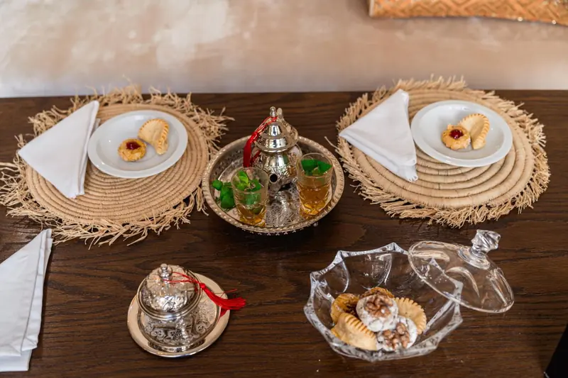 Le thé et les gâteaux